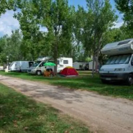 Campsite Les Peupliers Hyeres