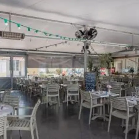 Les Peupliers * Hyeres