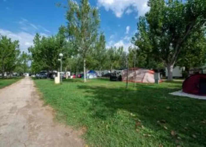 Les Peupliers Camping Hyères